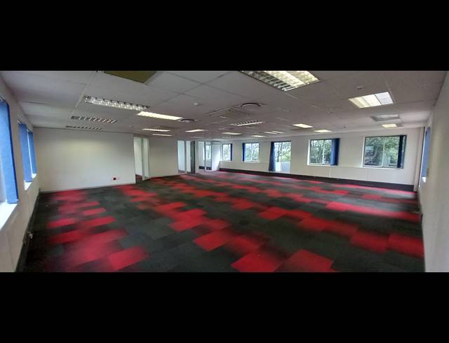 588M² OFFICE TO LET IN WOODMEAD